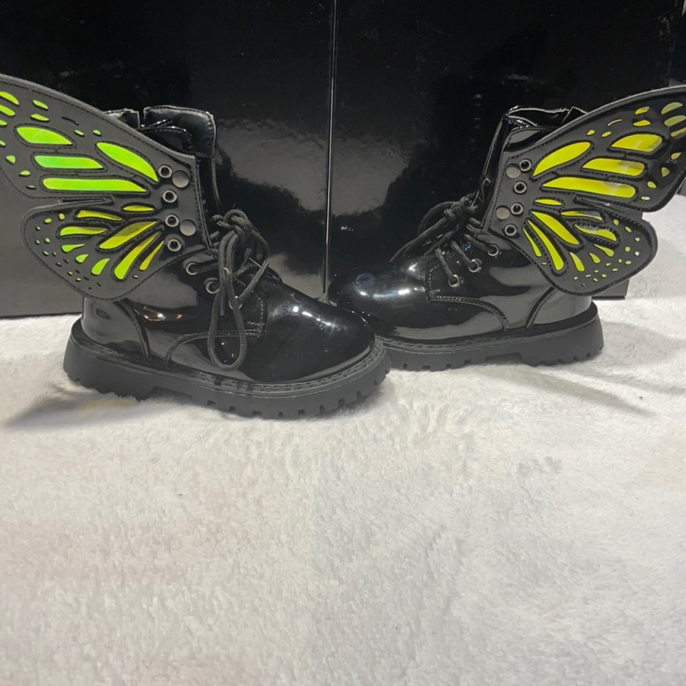Girls Butterfly black boots